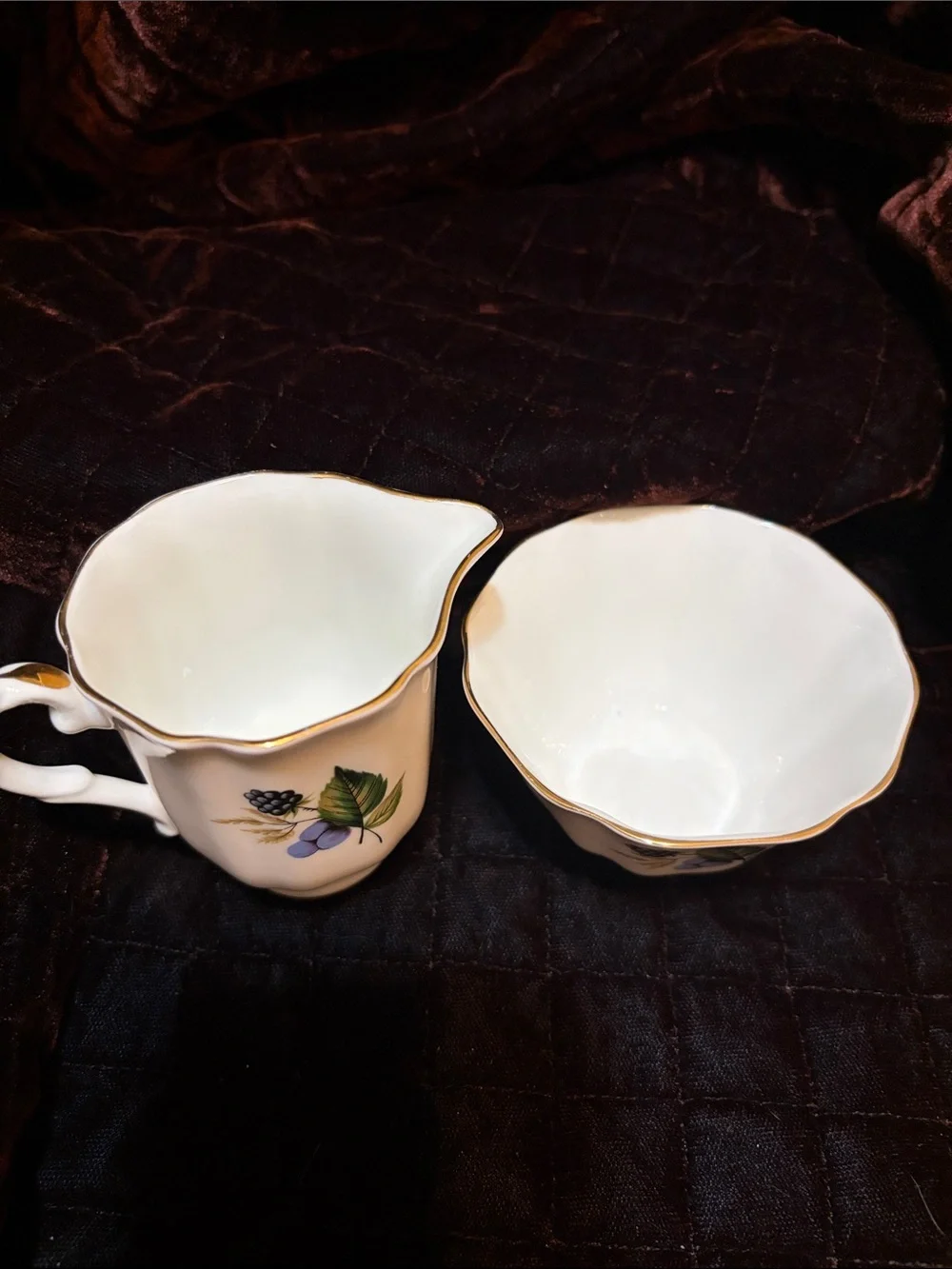 Porcelain Creamer and Sugar Set with Fruit Motif - White